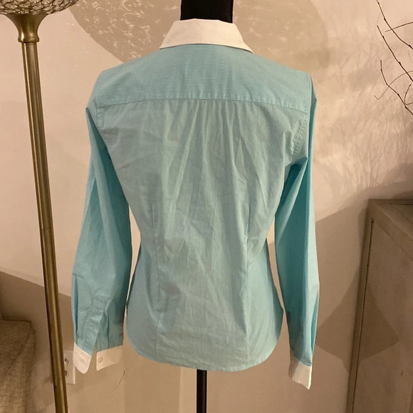 Lilly Pulitzer shirt size 2 NWOT - Picture 3 of 4